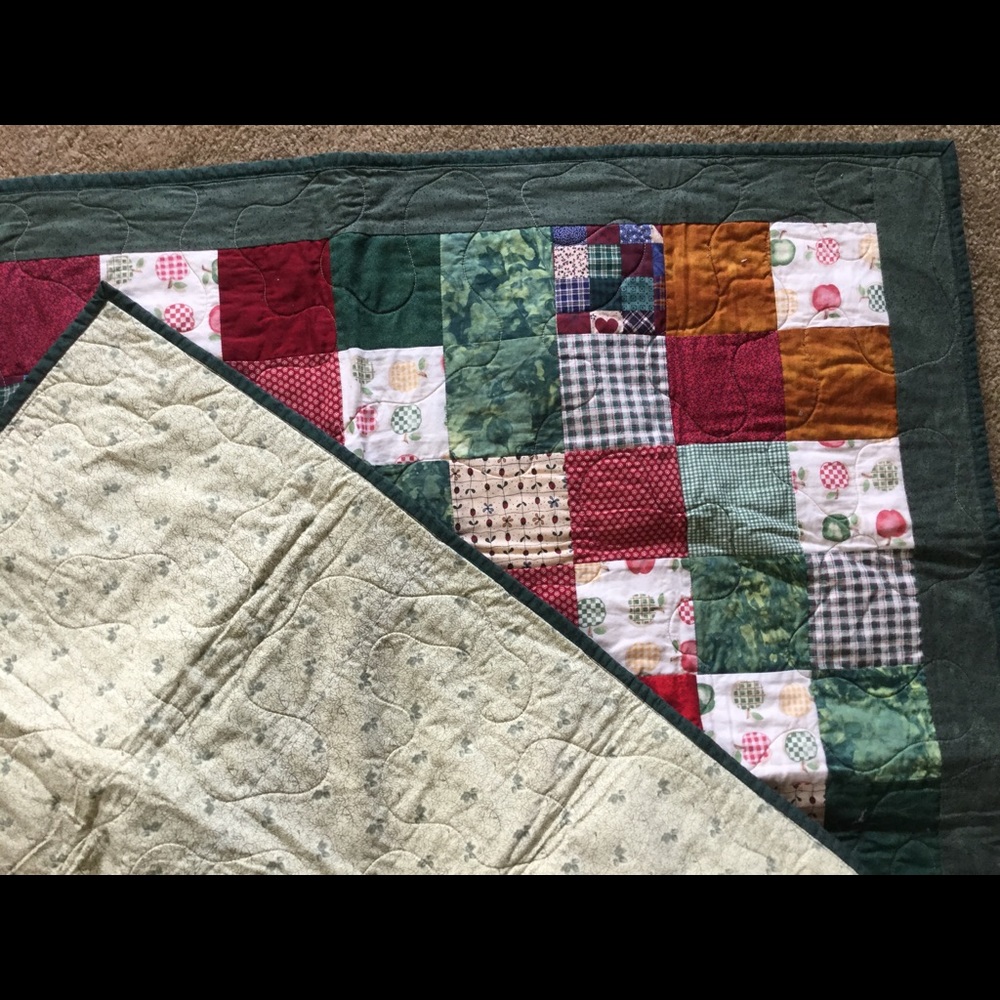 LAP QUILT or PATCHWORK Wall Hanging Forest Green OOAK  🪶   HAND MADE - Picture 7 of 13